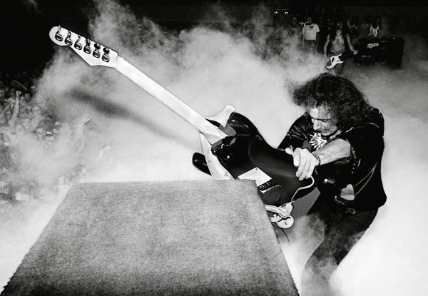 ritchie-blackmore-gitar