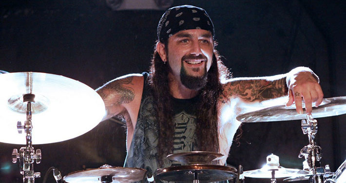Mike Portnoy Dream Theater ile tekrar calmaya sicak - Paslanmaz Kalem