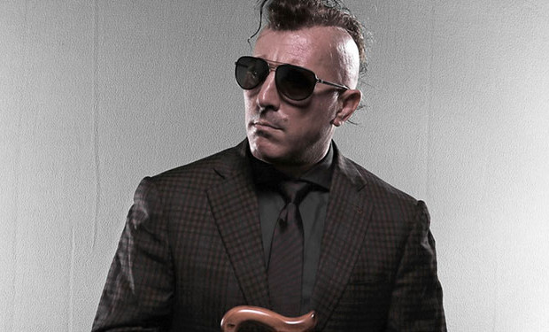 MAYNARD JAMES KEENAN'ın hayatı kitap oluyor